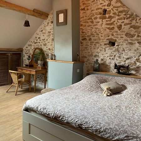 Au Joyeux Lureau Bed & Breakfast Touquin Екстериор снимка