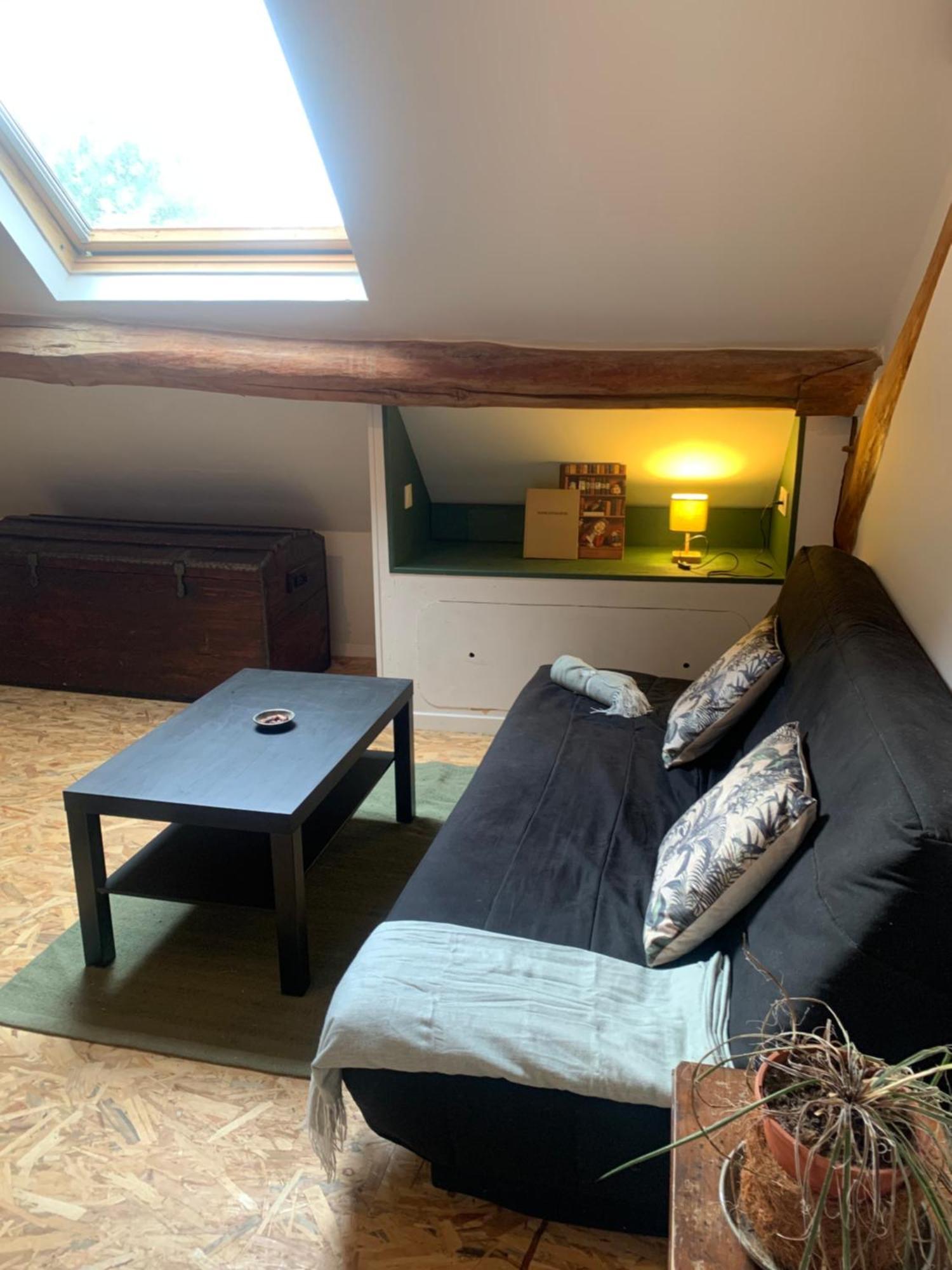 Au Joyeux Lureau Bed & Breakfast Touquin Екстериор снимка